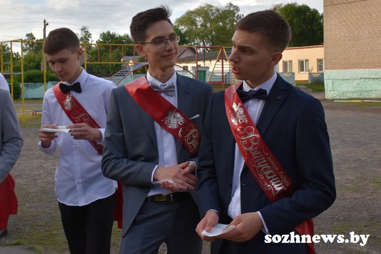 ere00m32_22.jpg