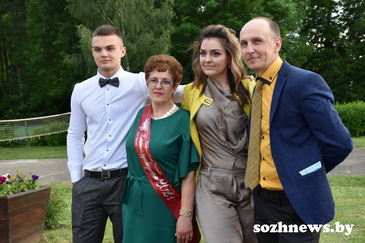 ere00m32_28.jpg