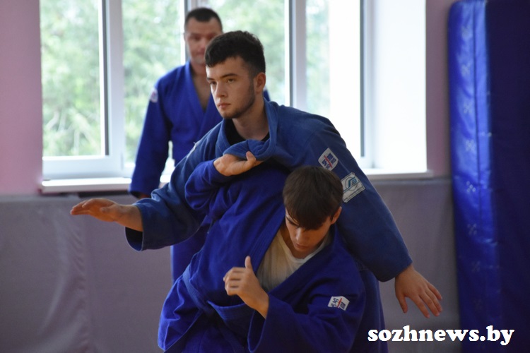 zetynhjetyhm6ukry.JPG