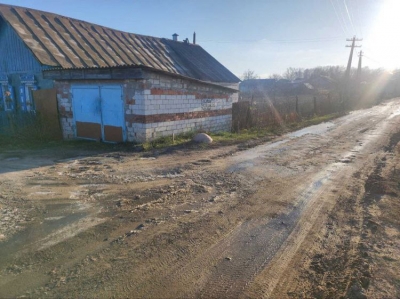 Жители Красного жалуются на огромные лужи