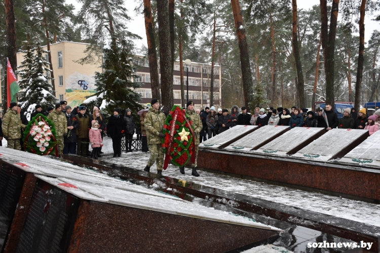 Торжественный митинг, посвященный 79-й годовщине освобождения района, прошел в Чёнках