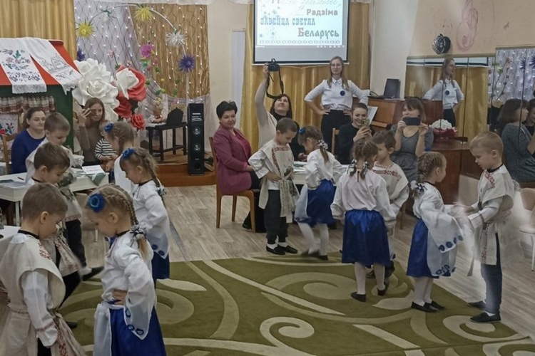 Сямейны клуб “Эрудыт” з Бальшавіка запрашае сяброў