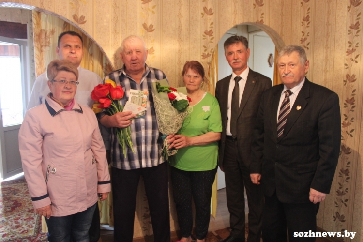 И гордость, и пример для подражания: жителя Урицкое Николая Николаенко поздравили с 80-летним юбилеем
