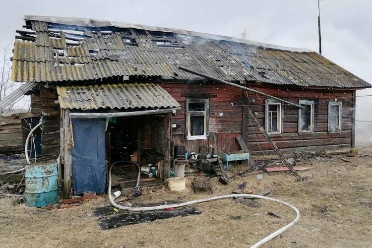 В деревне Займище произошел пожар дома