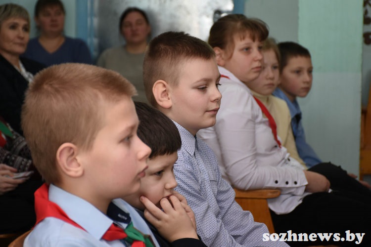 4d84f8ef8aef7a (12).jpg