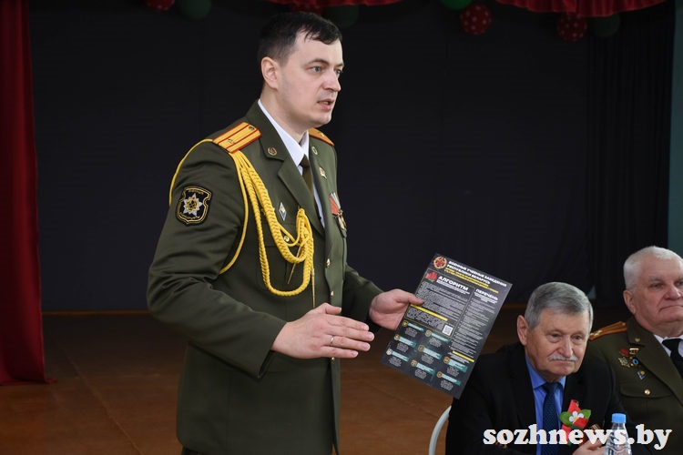 4d84f8ef8aef7a (7).jpg