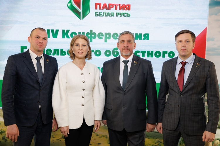 Алексей Кобзаров, Ольга Чемоданова, Александр Новиков, Артём Разумов