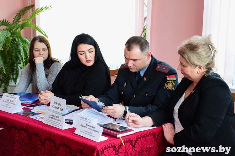 5b4f54b54b5f (7).jpg