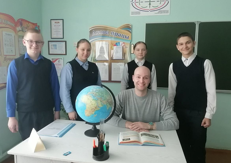 Артём Короткевич с учениками